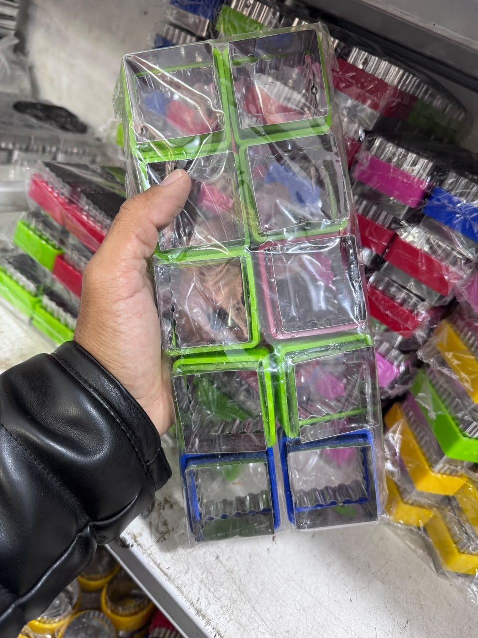 منتج لوكال رقم 67